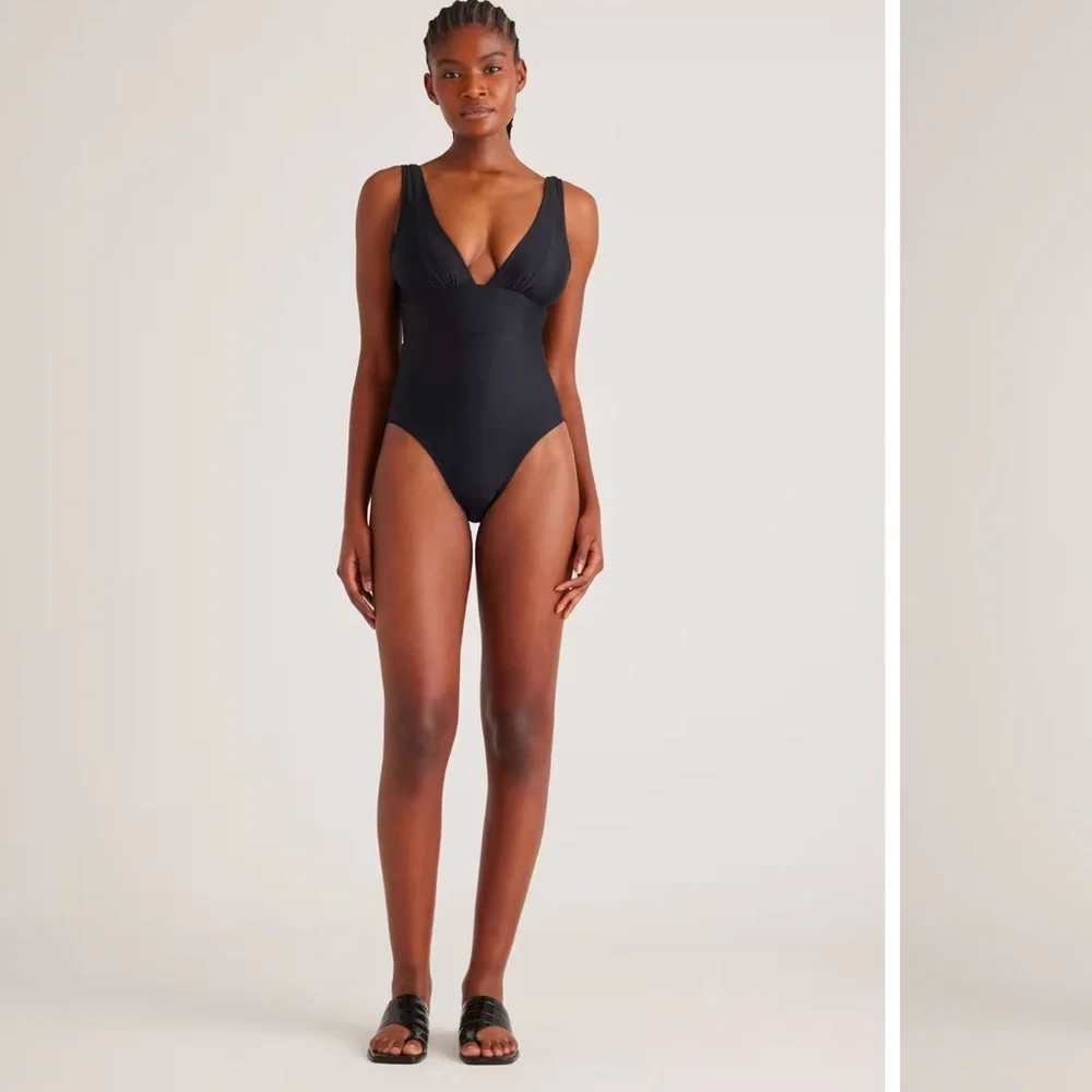 Quince Italian Plunge Ribbed Swim One Piece Bathing Suit XS NEW Black